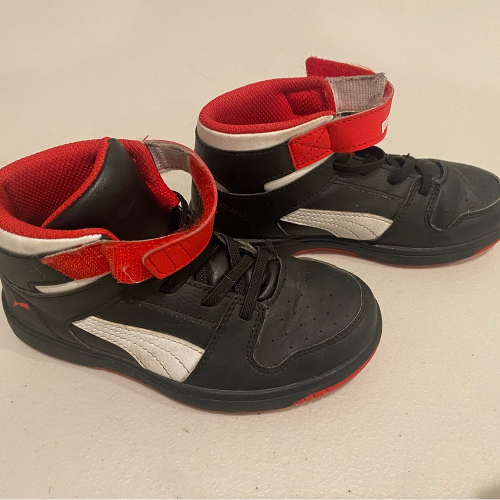 Puma sneakers high tops size 12